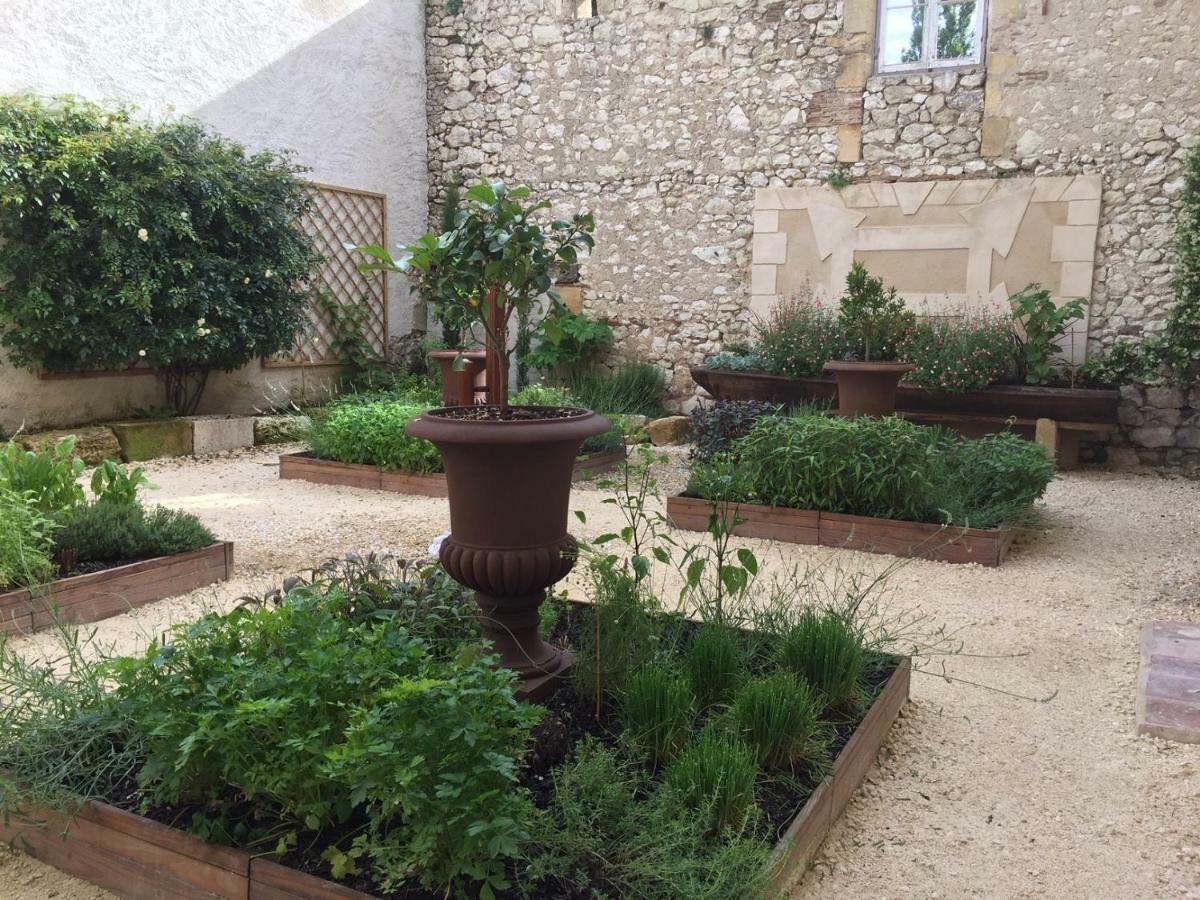 La Carreterie - Maison De Famille{S} Pineuilh Exterior foto
