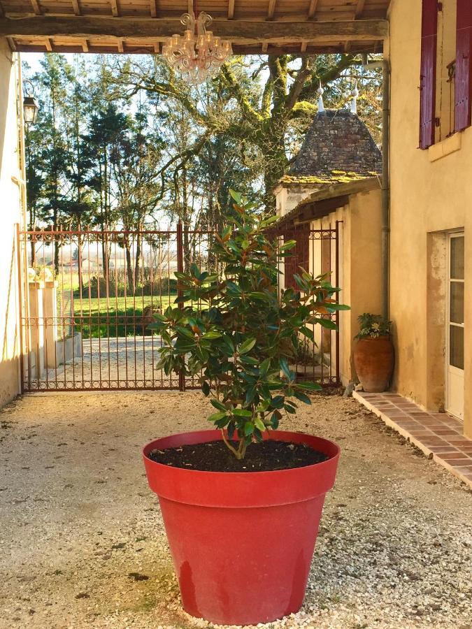 La Carreterie - Maison De Famille{S} Pineuilh Exterior foto